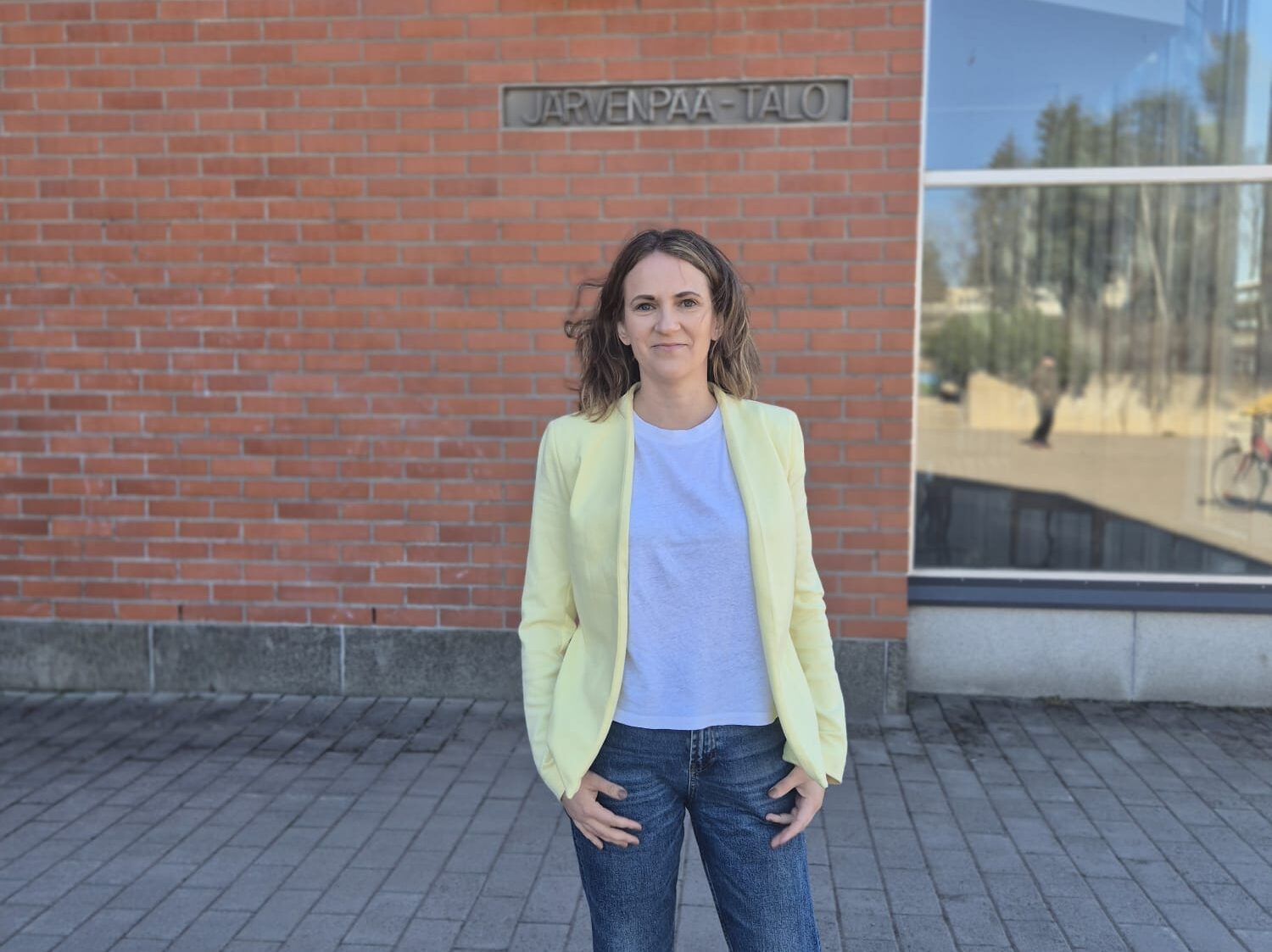 Valtuustoaloite työ­pe­räi­seen hy­väk­si­käyt­töön puut­tu­mi­sek­si